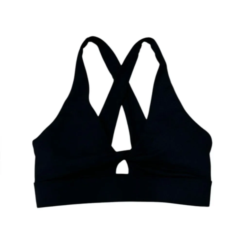 FABLETICS Oasis Twist Medium Impact Sports Bra in Black